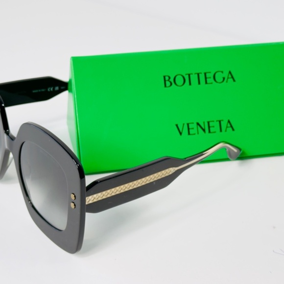 BOTTEGA VENETA Sunglasses Womens Oversized Square Black NEW Case + Dusty - Picture 3 of 6
